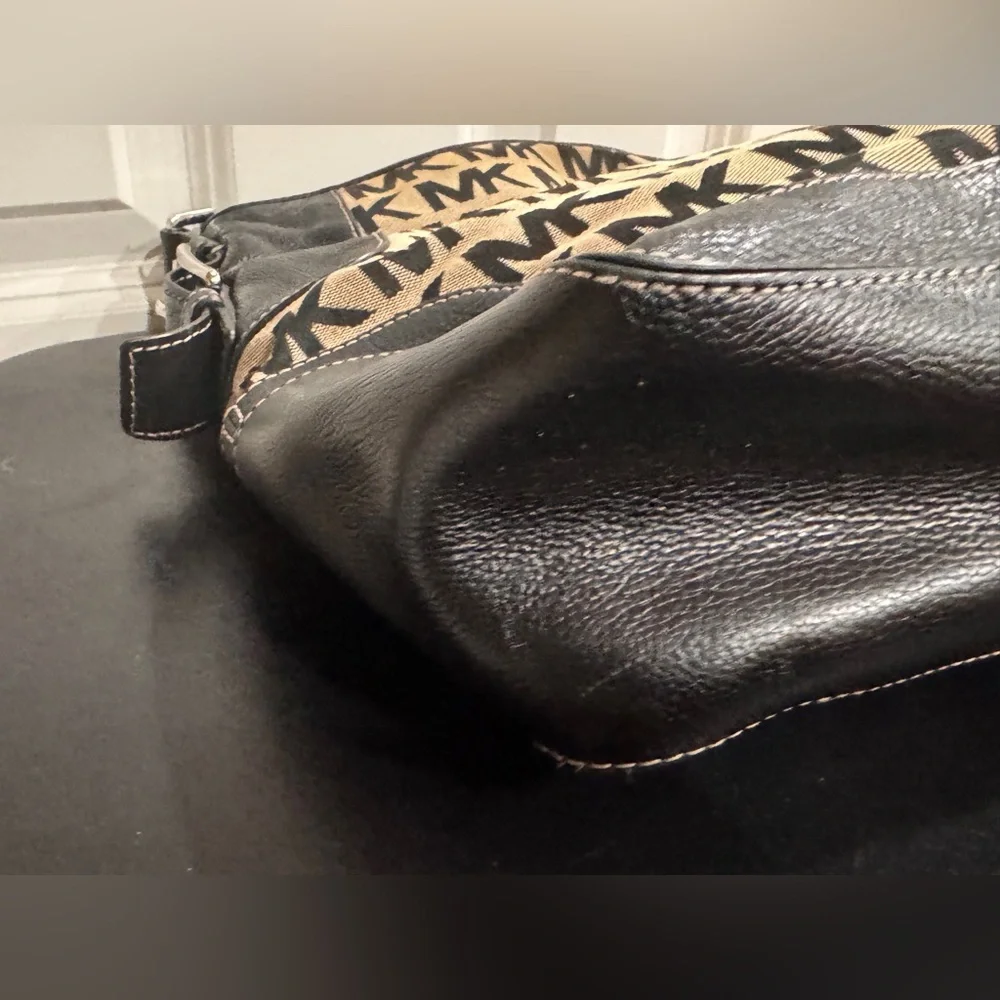 Michael Kors Black and tan Shoulder Bag